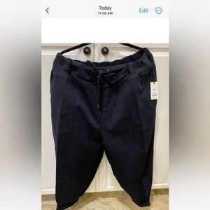 Womens black drawstring cuffed pants. NWT